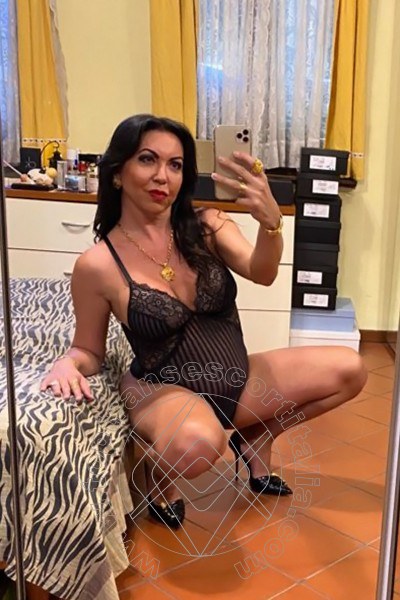 Foto selfie 155 di Emme transescort Alba Adriatica