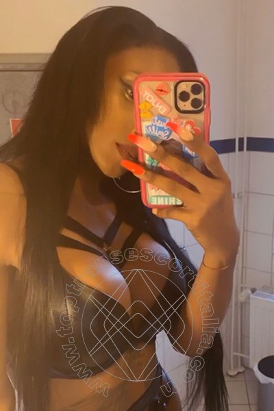 Foto selfie 10 di Adhara transescort Düsseldorf