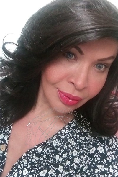 Foto selfie 120 di Tainá Oliveira transescort Prato