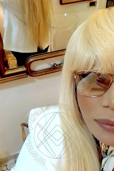 Foto selfie 828 di Nicole Vip Venturiny transescort Milano