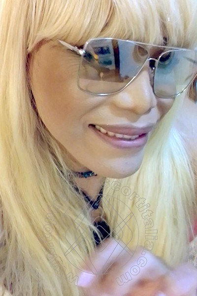 Foto selfie 806 di Nicole Vip Venturiny transescort Milano