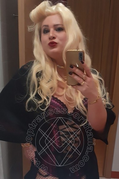 Foto selfie 37 di Maite De L'enclos transescort Verbania