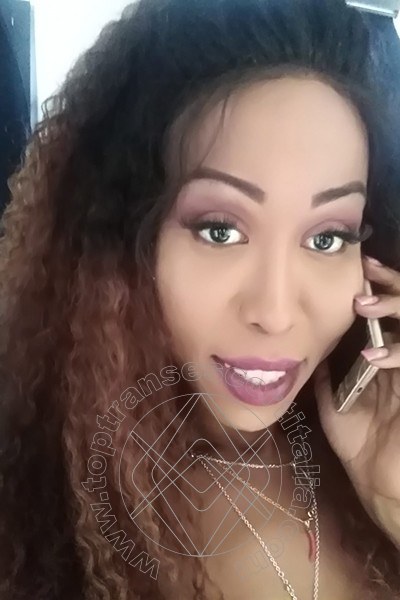 Foto selfie 35 di Leonna Pantera transescort Roma