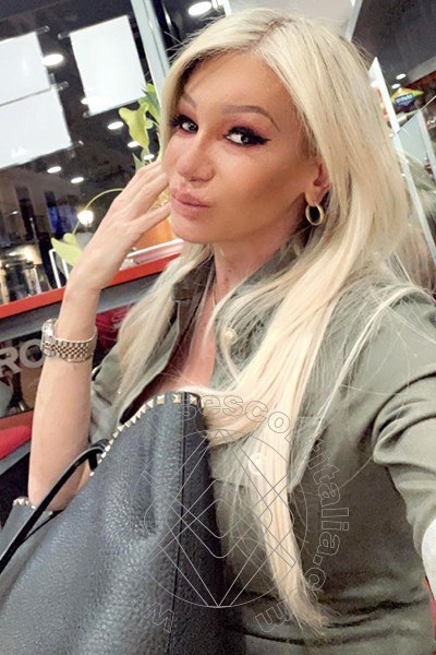 Foto selfie 337 di Pamy La Diva Stellare transescort Losanna