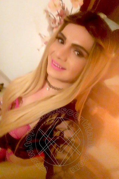 Foto selfie 41 di Lola Chic transescort Cagliari