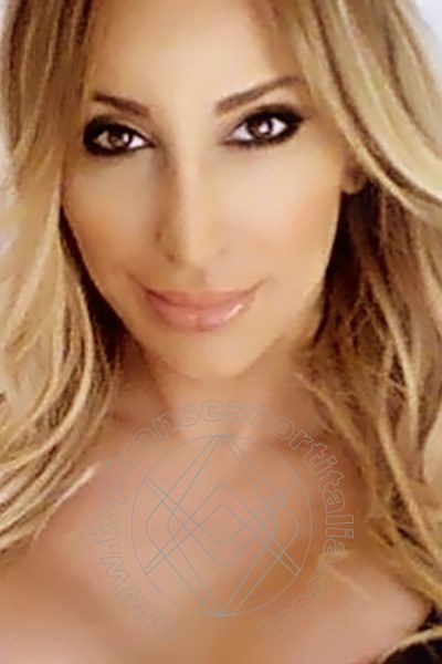 Foto selfie 5 di Miss Lena transescort Wiesbaden