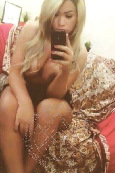 Foto selfie 3 di Camila Santos transescort San Paolo