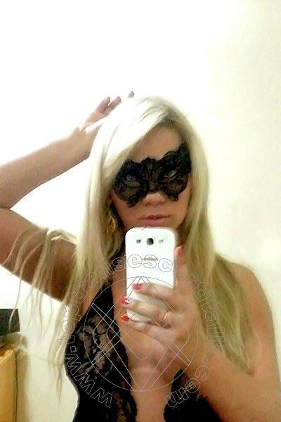 Foto selfie 2 di Camila Santos transescort San Paolo