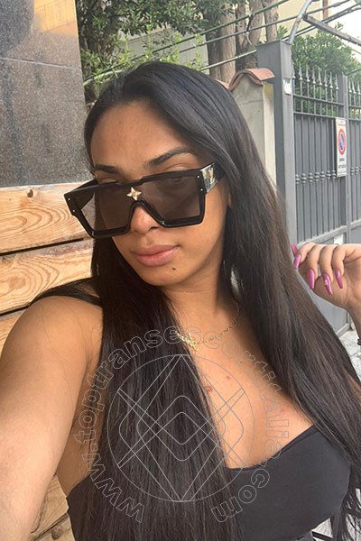 Foto selfie 38 di Arianna Ferrari Pornostar transescort Napoli