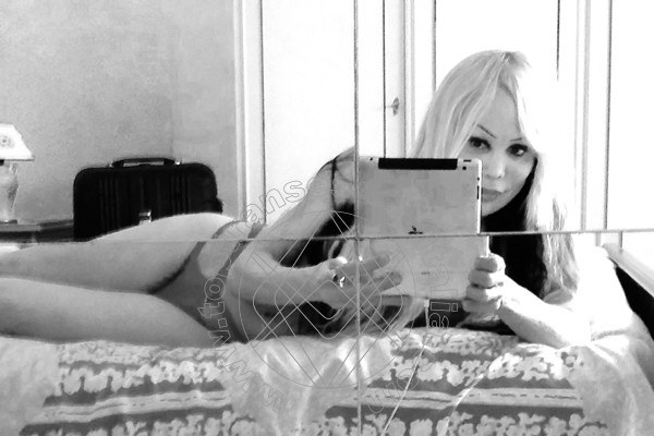 Foto selfie 27 di Thalia Prada transescort Montecchio Maggiore