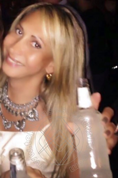 Foto selfie 8 di Cheyenne transescort Campi Bisenzio