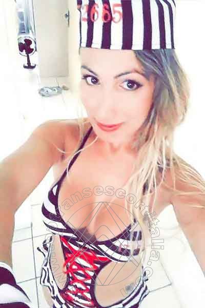 Foto selfie 93 di Raphaela Martins Pornostar transescort Albisola Superiore