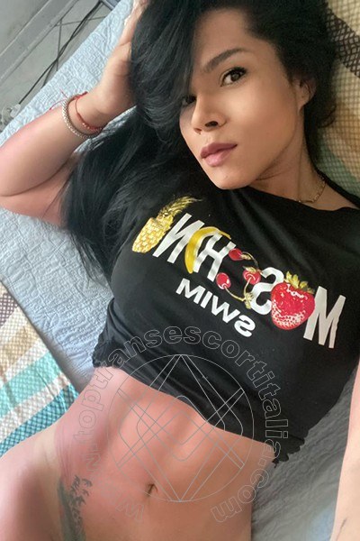 Foto selfie 37 di Vittoria Tovar transescort Terni