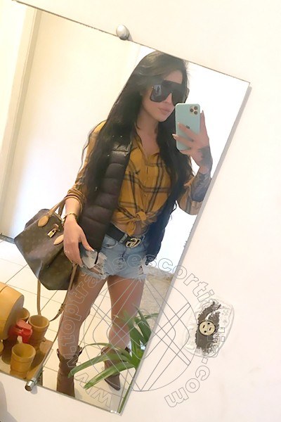 Foto selfie 32 di Luna Marks Pornostar transescort Trieste