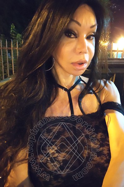 Foto selfie 21 di Luciana Hot transescort Bergamo