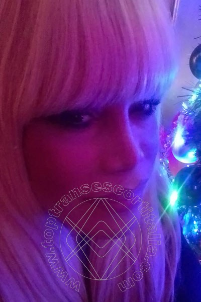 Foto selfie 746 di Nicole Vip Venturiny transescort Milano
