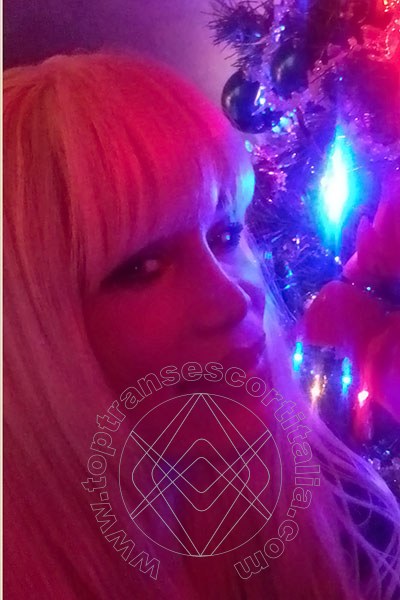 Foto selfie 745 di Nicole Vip Venturiny transescort Milano