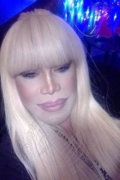 Foto selfie 755 di Nicole Vip Venturiny transescort Milano