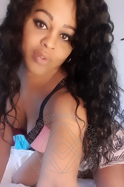Foto selfie 8 di Milena Cubana transescort Berlino
