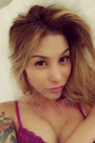Foto selfie 14 di Nina La Bambola Asiatica transescort Firenze