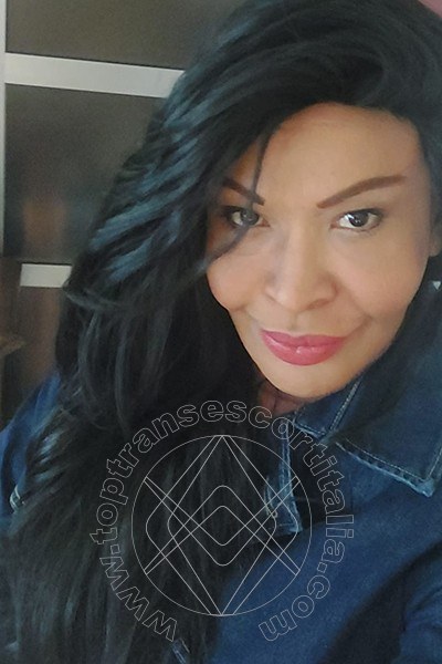 Foto selfie 109 di Tainá Oliveira transescort Prato