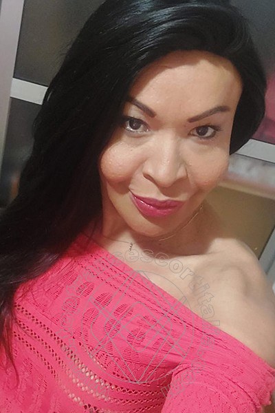 Foto selfie 111 di Tainá Oliveira transescort Prato