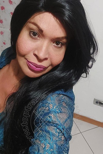 Foto selfie 108 di Tainá Oliveira transescort Prato