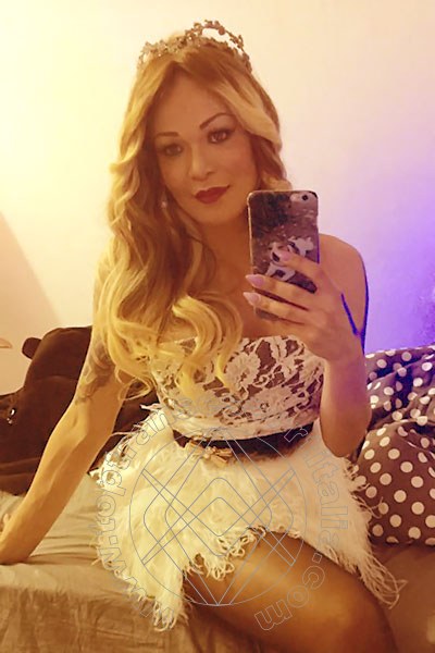 Foto selfie 10 di Lorena Senicar transescort Imperia