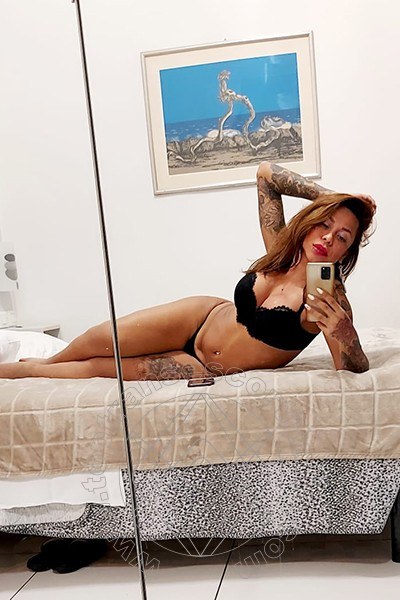 Foto selfie 67 di Alessandra Toledo Pornostar transescort Rimini