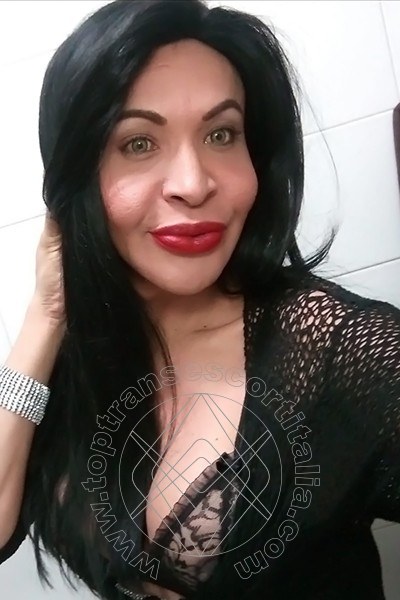 Foto selfie 165 di Tainá Oliveira transescort Prato