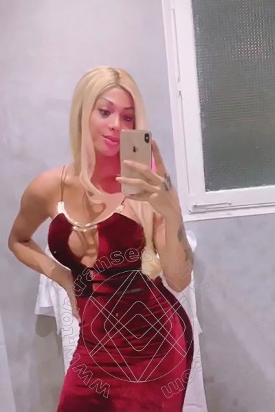 Foto selfie 18 di Camilla Brazil transescort Roma