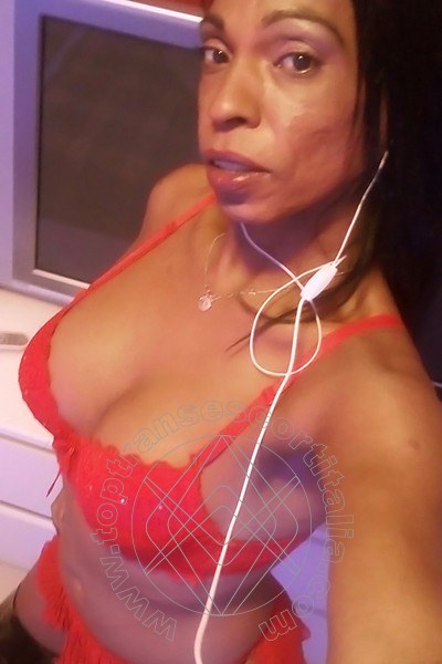 Foto selfie 3 di Jennifer Lopez transescort Legnano