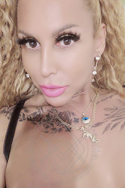 Foto selfie 11 di Barby Piel Morena Latina transescort Hannover