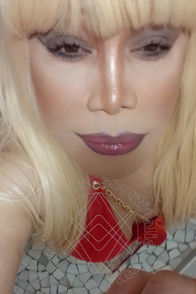 Foto selfie 732 di Nicole Vip Venturiny transescort Milano