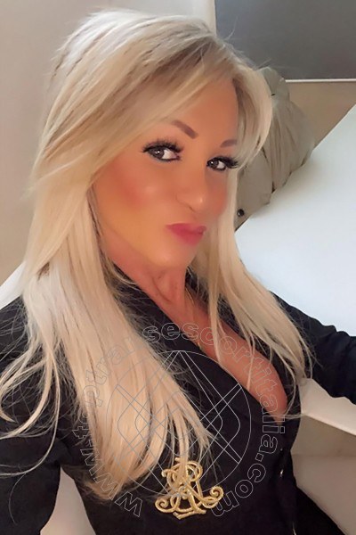 Foto selfie 185 di Pamy La Diva Stellare transescort Losanna