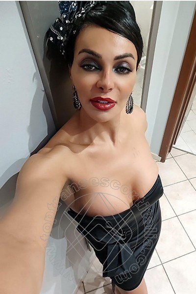 Foto selfie 235 di Kartika transescort Brescia