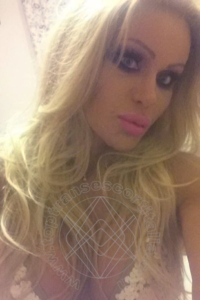 Foto selfie 25 di Evelyn Braga transescort Dundalk