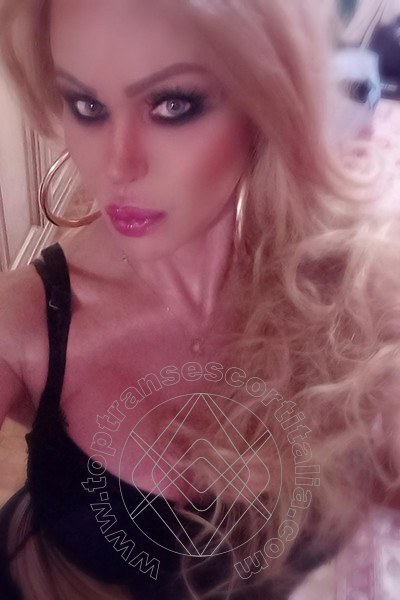 Foto selfie 11 di Evelyn Braga transescort Dundalk