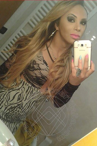 Foto selfie 25 di Haycka Pornostar transescort Bergamo
