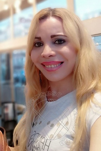 Foto selfie 7 di Hisabelly Spears Pornostar transescort Saint-raphaël