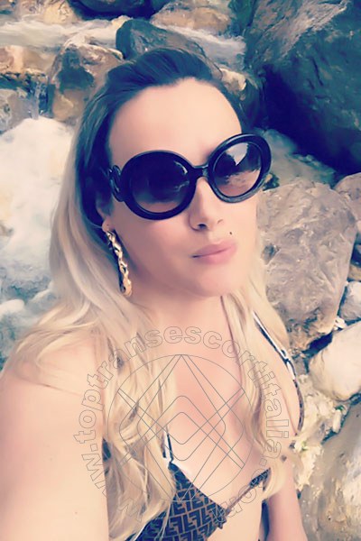 Foto selfie 98 di Marcelly transescort Friburgo