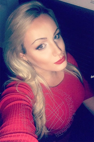 Foto selfie 108 di Marcelly transescort Friburgo