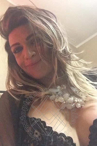 Foto selfie 79 di Lara Hot transescort Tortona
