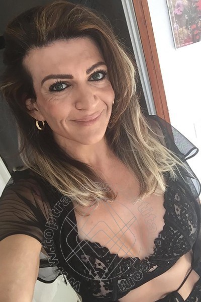 Foto selfie 76 di Lara Hot transescort Tortona