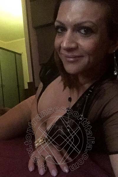 Foto selfie 89 di Lara Hot transescort Tortona