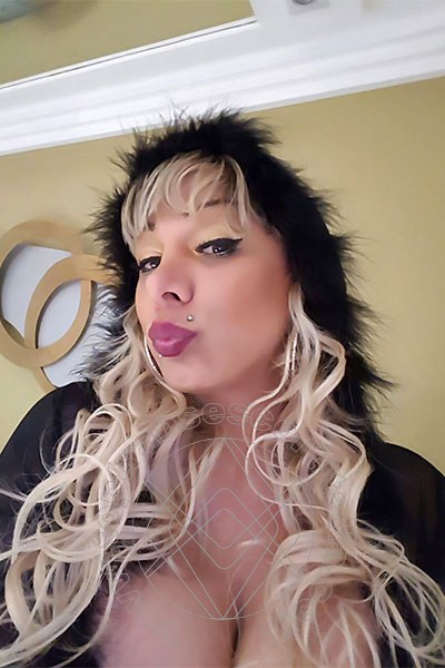 Foto selfie 24 di Walkiria Drumond Pornostar transescort Viareggio