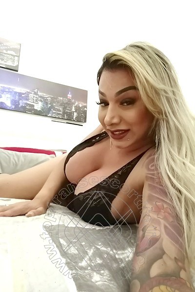 Foto selfie 1 di Walkiria Drumond Pornostar transescort Viareggio