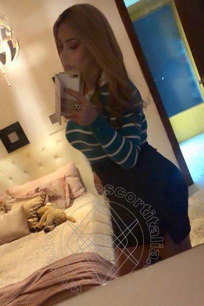 Foto selfie 39 di Giselly Kherllakian transescort Colonnella