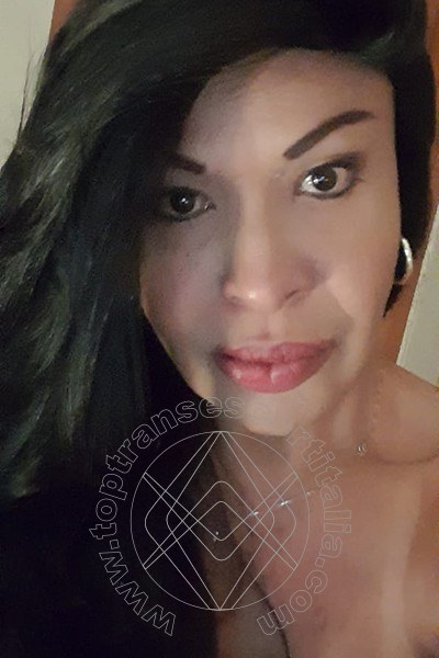 Foto selfie 94 di Tainá Oliveira transescort Prato