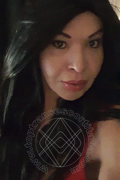 Foto selfie 92 di Tainá Oliveira transescort Prato
